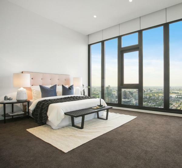 Experience Platinum Hotel Apartments Melbourne Exterior photo